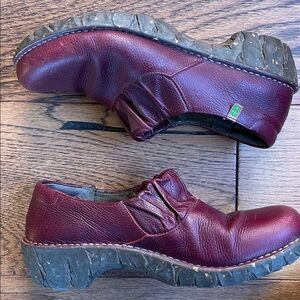 El Naturalista Yggdrasil Comfy Chunky Slip-On Shoes in Burgundy Red, Size EU 40